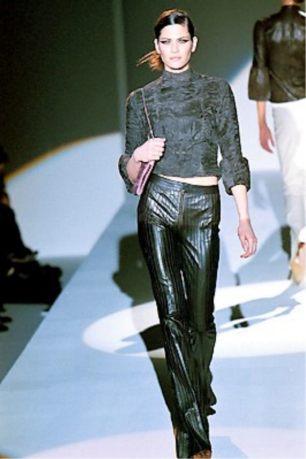 Gucci Tom Ford 1999 The Iconic Leather Pintuck Pa… - image 6