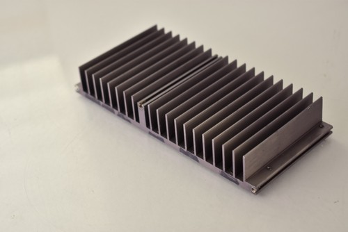 Amplificador de Potencia Radiador Disipador de Calor de Aluminio Grande 169mm x 72mm x 25mm -Negro- - Imagen 3 de 6