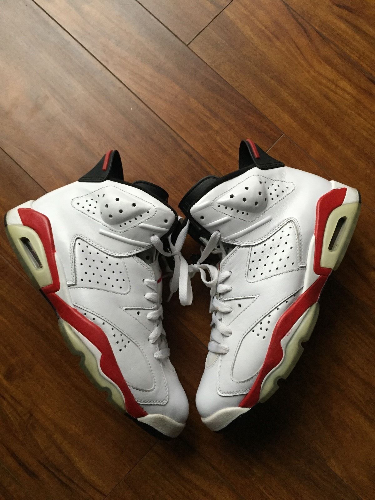 Jordan Retro 6 (Bulls) Sz 9 Jordan Retro 6 (Bulls) Sz 9