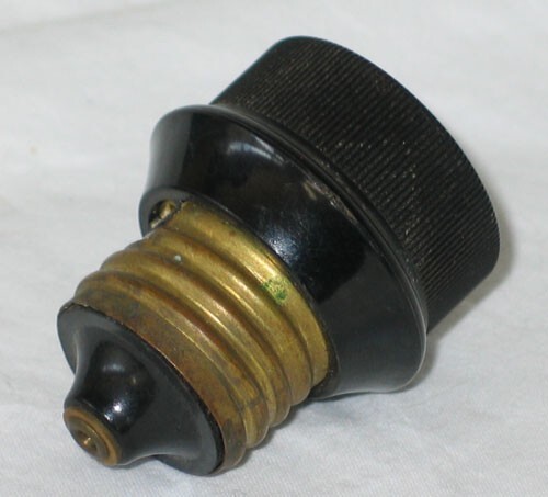 Vintage HUBBELL Bakelite Plug Conversion Outlet - Excellent Condition! - Picture 3 of 5