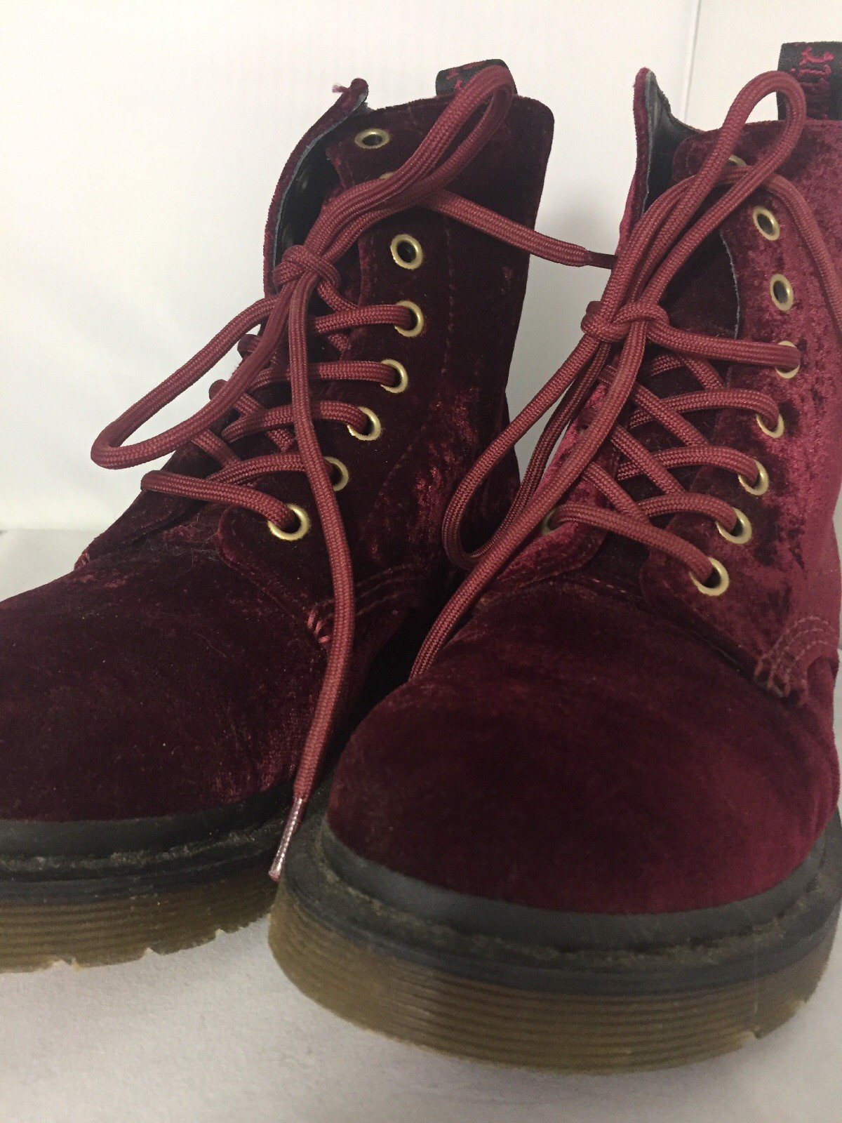 Nuevas botas de terciopelo Martens Doc Dr. Martens terciopelo nos Damas Talla 5 Reino Unido Talla 3 Borgoña Rojo Terciopelo 8efb46 Nuevas botas de terciopelo Martens Doc Dr. Martens terciopelo nos Damas Talla 5 Reino Unido Talla 3 Borgoña Rojo Terciopelo 8efb46