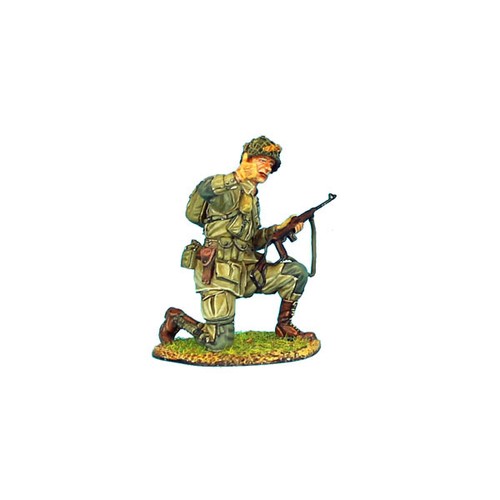 NOR002 US 101st Airborne Sergeant with M1A1 Carbine by First Legion - Picture 2 of 4