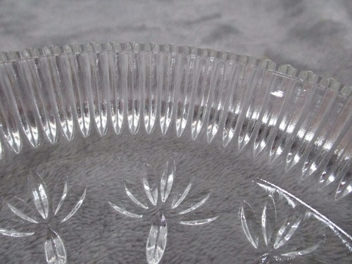 Candy Dish With Handle Clear Glass Pineapple Pattern Ribbed Edge 5" Round 2 Pcs - Picture 7 of 11