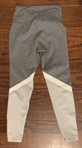 OLD NAVY Active Elevate Gray White Tight Zipper Leggings Capris S Yoga Workout - Picture 2 of 2
