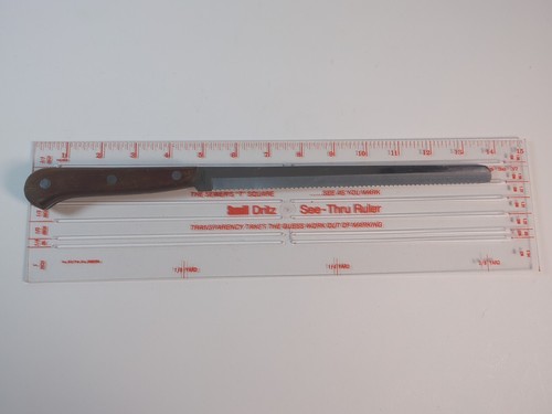 Vintage Medaillon 9" Wellenschliff Edelstahl Brot Schneidemesser Hergestellt in Japan - Bild 6 von 7