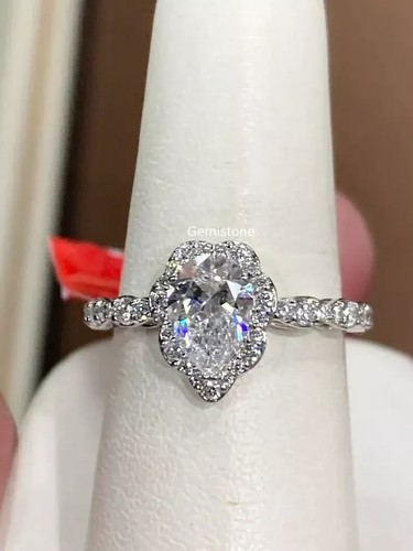 1.50 CT Pear Cut Halo Pave Moissanite  Engagement Ring For Her In 14K White Gold - Foto 1 di 8