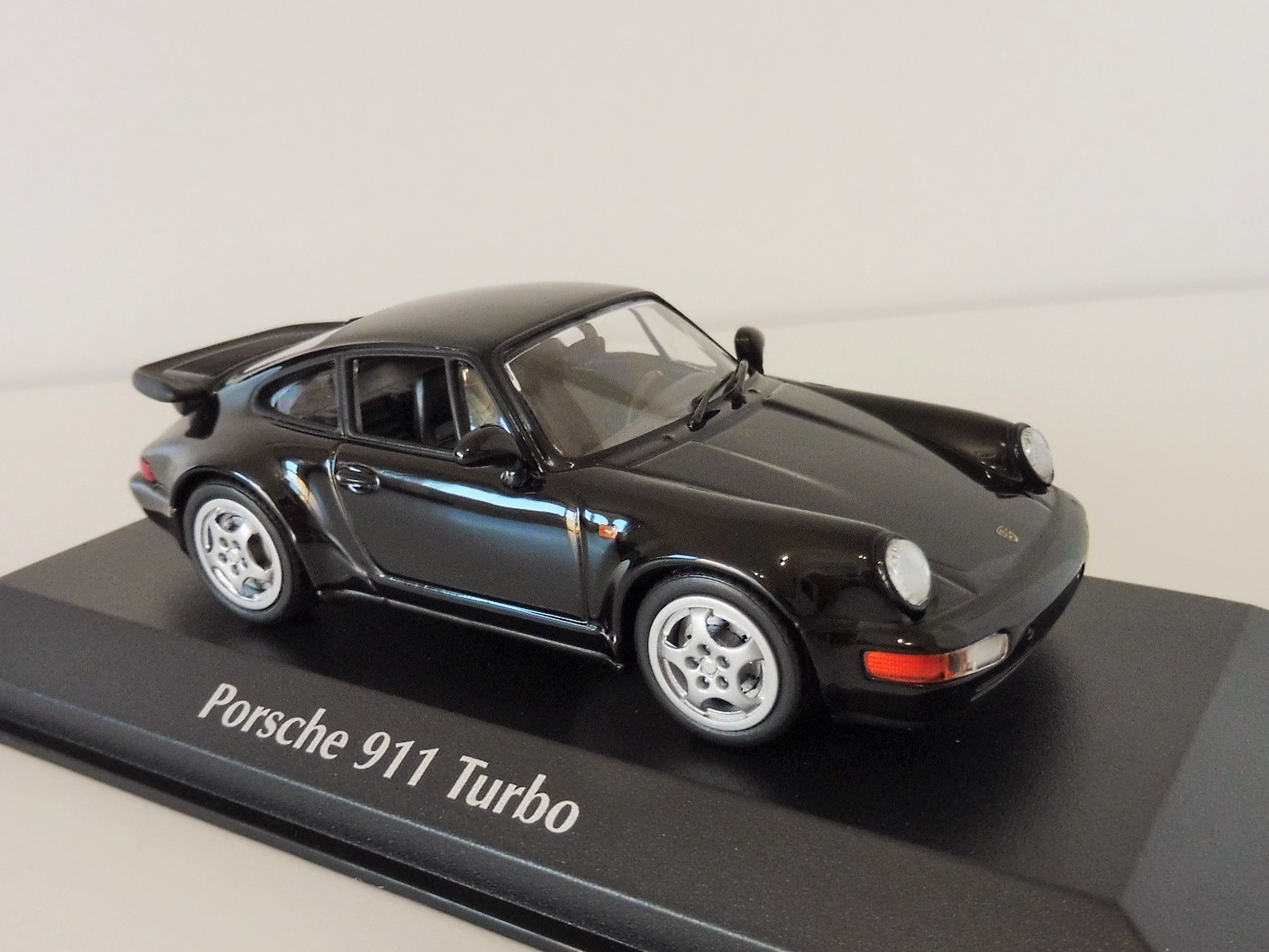 Porsche 911 turbo 964 1990 1 43 maxichamps by Minichamps 940069101 negro Porsche 911 turbo 964 1990 1 43 43 43 maxichamps by Minichamps 940069101 negro mejor calidad