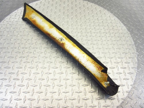 1995 Ferrari 355 F355 Spider Motronic 2.7 Front Driver Pillar Molding 64626800 - Picture 9 of 10