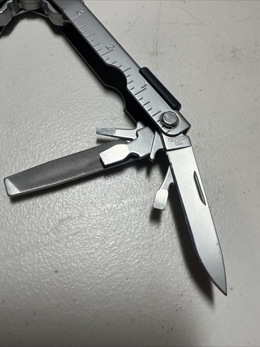Gerber Stainless Simonds Multi-Tool w/Needle Nose Pliers Great Condition - Picture 5 of 14