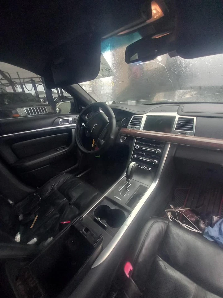 Lincoln MKS 2009 velocímetro calibre racimo fabricante de equipos originales negro 123 k millas - garantía Foto 3 de 4