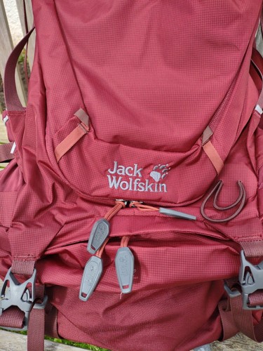 Jack Wolfskin Highland Trail 55 Rucksack - Backpack - Burgundy - BRAND NEW! - Picture 3 of 18
