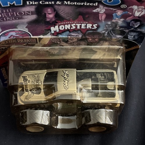 Muscle Machines Bigfoot Wolf Man Monster Truck 1:72 HI-REV Free Shipping - Picture 3 of 3
