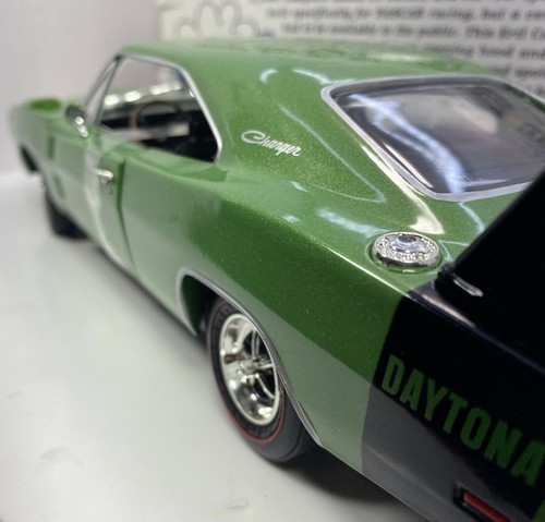 American Muscle/Mopar 1/18 Scale 1969 DODGE DAYTONA”Only 500 Made”RARE RARE - Picture 5 of 12