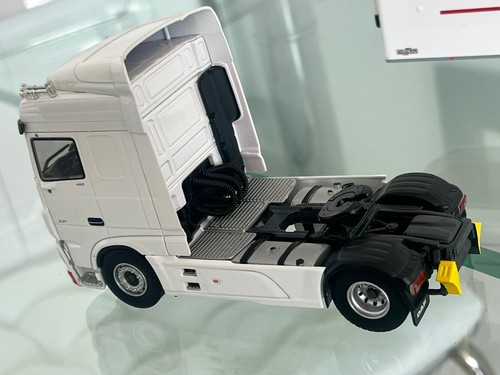 1/43 Eligor DAF XF MY17 Space Cab Remorque Chereau Napoly - Foto 3 di 9