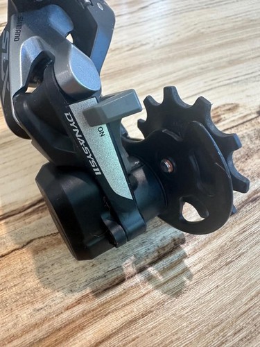 Shimano SLX RD-M7000 Rear Derailleur 11 Speed Long Cage 4Brakes Crankset Brakes - Picture 6 of 9
