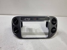 Volkswagen Tiguan 2013 Radio GPS head unit trim 5N0858069J EIM17425