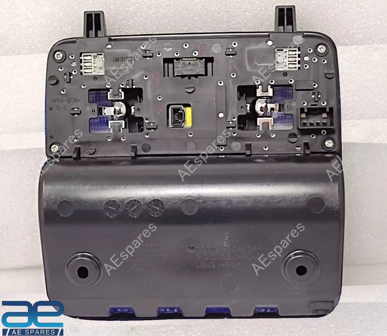 Over Head Console Lamp Assembly For Hyundai I20 Active 2015-20 I20 Elite 2016-20 view 3