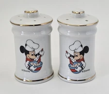 Chef Mickey Mouse Salt & Pepper Shakers VINTAGE Walt Disney Prod. Made in Japan