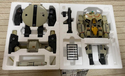 Bandai Hi-Metal MACROSS VE-1 Elintseeker Valkyrie 1/55 Figure - Robotech - Picture 6 of 11