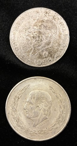 1953 Mexican Hidalgo 5 Cinco Pesos Silver Coin & 1959 Cinco Pesos Coin