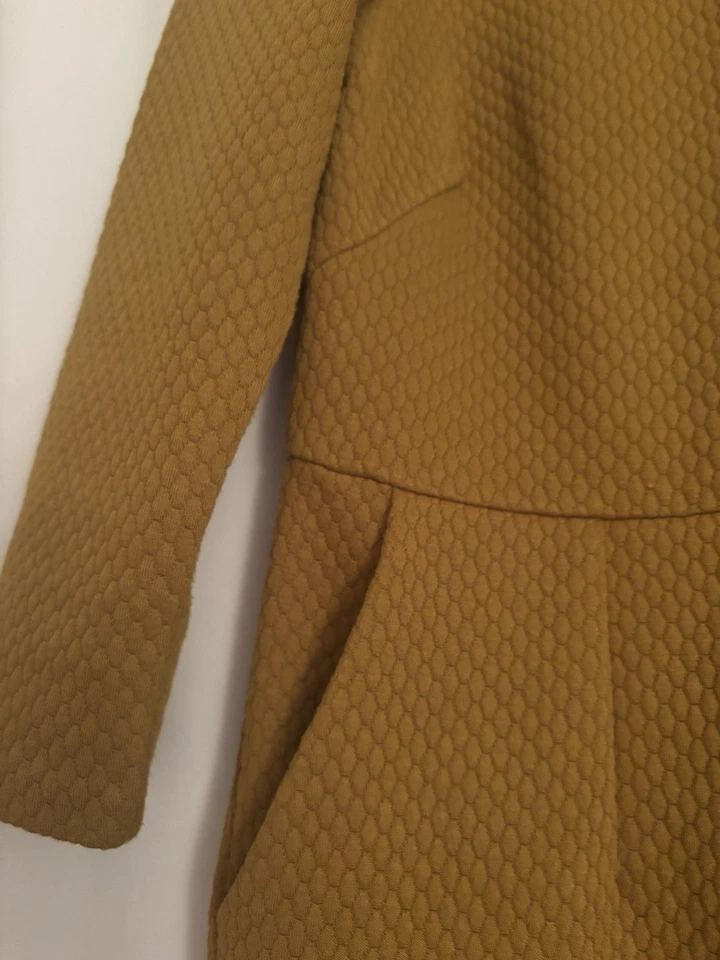 Vestido Vaina Boden Estella Jacquard 6 Largo Amarillo Mostaza Para Mujer Cuello Embudo Foto 4 de 4