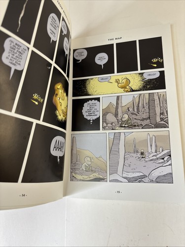 Out from Boneville: A Graphic Novel (BONE #1) - Imagen 4 de 4