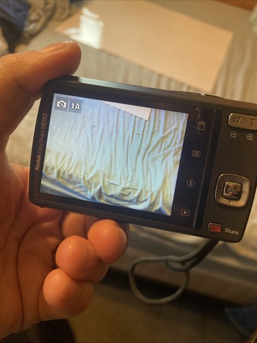 Kodak EasyShare MD30 Red Camera Works, Needs New Battery - Picture 2 of 11