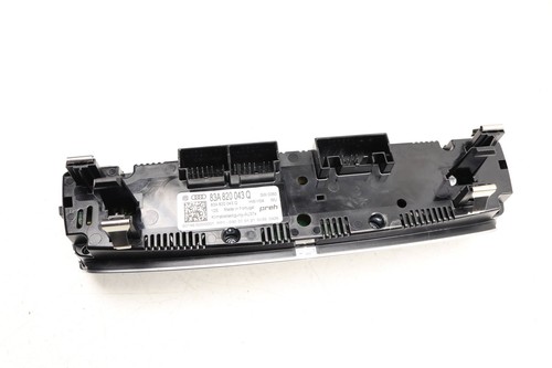 2020-2022 AUDI Q3 - Front AC Climate / TEMP Control UNIT 83A820043Q - Picture 4 of 6