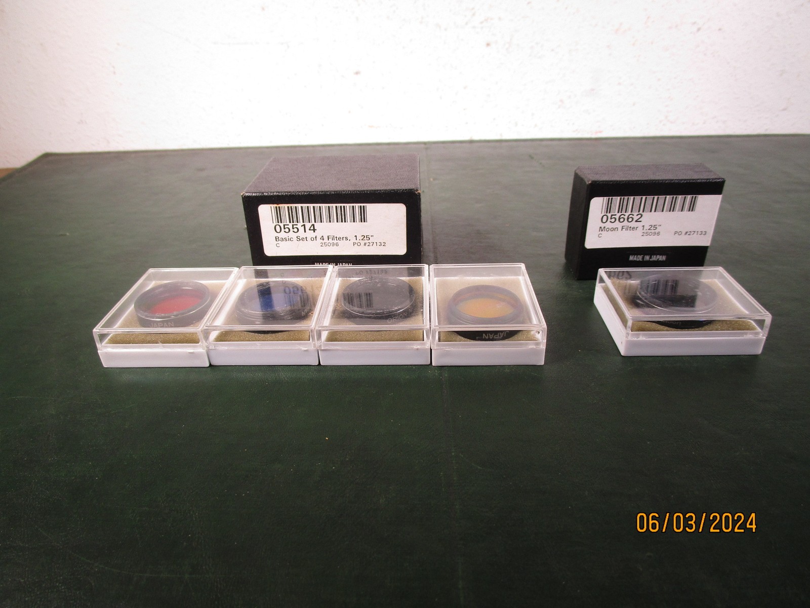 4 Orion Lens Filters & Moon Filter 05662 Telescope Lens Filt