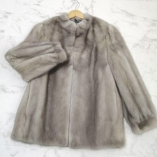 Saga Mink Sapphire Mink Fur Coat 13L Loose Fur Good Condition
