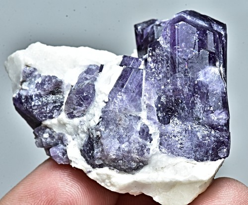 Unique Fluorescent Terminated Purple Scapolite Crystal Specimen 37 Gram - Picture 2 of 9