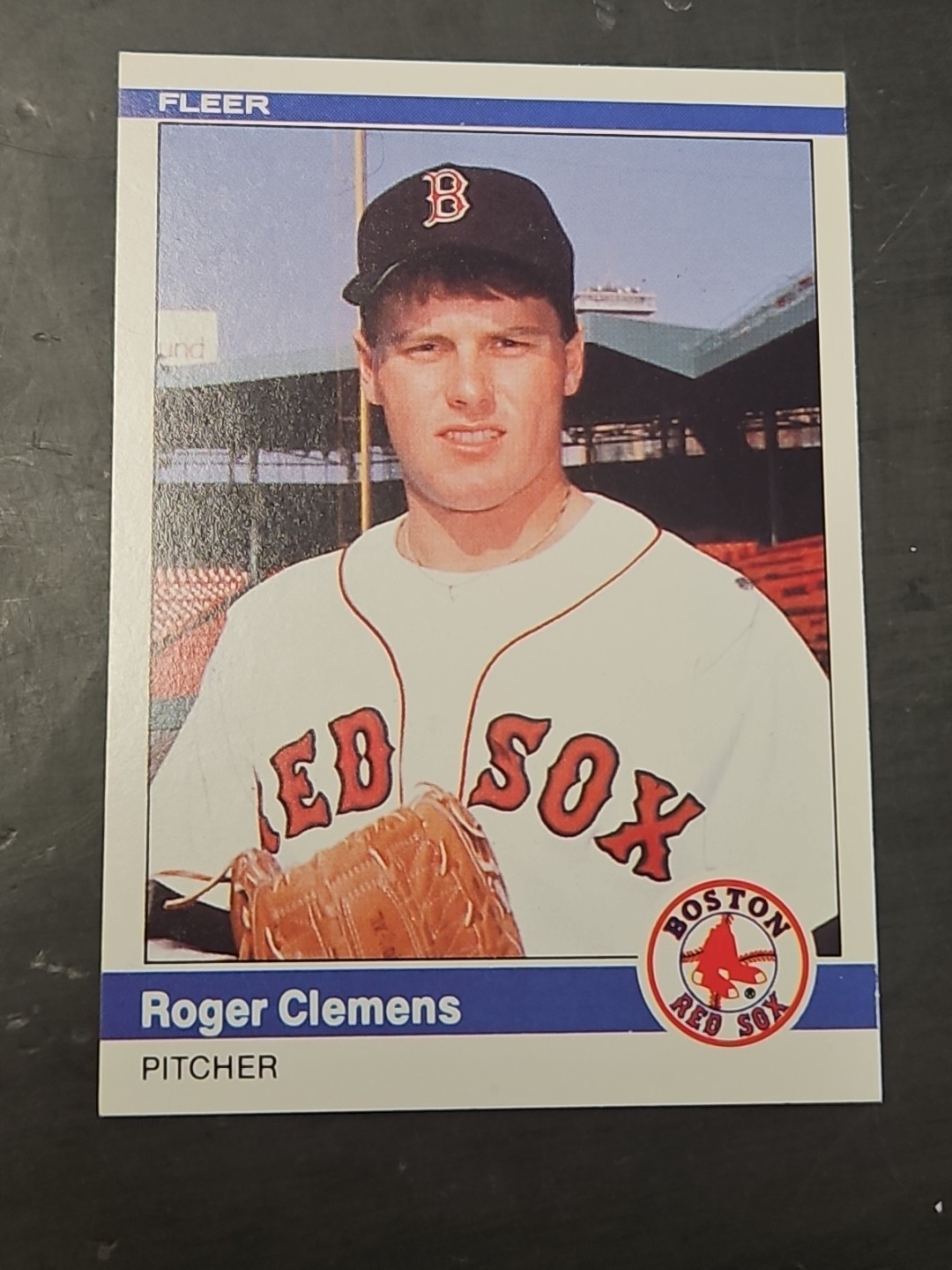 Roger Clemens 1984 Fleer Update Baseball Card U-27 - GREAT CONDITION - CENTERED