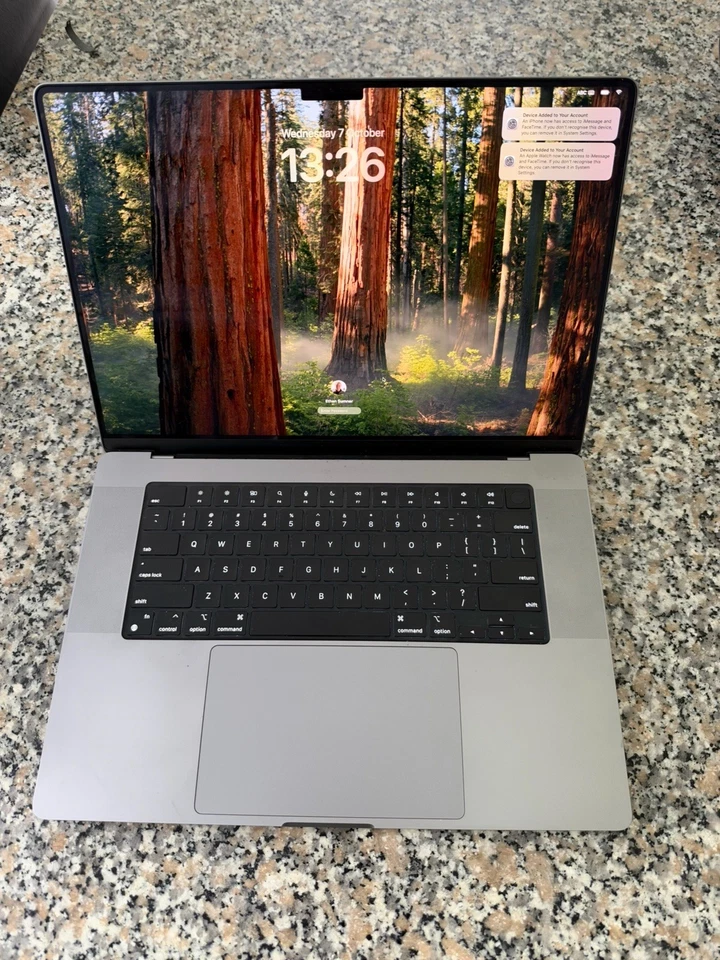 Apple MacBook Pro 16" M2 Max · 96GB · 2TB, photo 1 of 3