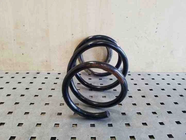 Muelle delantero izquierdo DACIA SANDERO 1.2 gasolina 55kw 2016 26204630 - Imagen 2 de 3