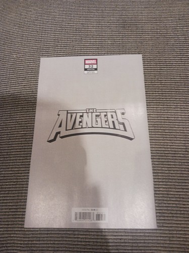 Marvel Comics Avengers #32 Toy Story Homenaje Variante 2025 - Imagen 3 de 4