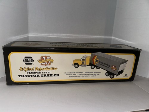 Vintage 1st Gear NAPA Stamped Steel Auto Parts Tractor Trailer 25th Anniversary - Picture 7 of 11