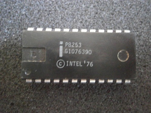 1 x P 8253 - programmable Interval Timer P8253- INTEL Dip 24 pins Neuf - Foto 2 di 2