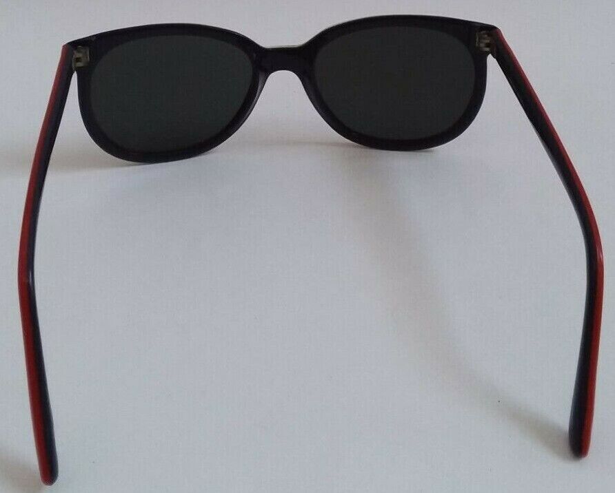 Picture 4 of 5