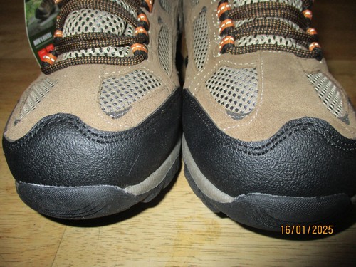 NEW IN BOX-MENS OZARK TRAIL LEATHER WATERPROOF HIKING BOOTS-BROWN-SIZE 7 - Picture 2 of 16