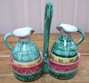 Italian-Italy-Cruet-Bottles-Holder-Pottery-Oil-Vinegar-3-Piece-Set-Majolica