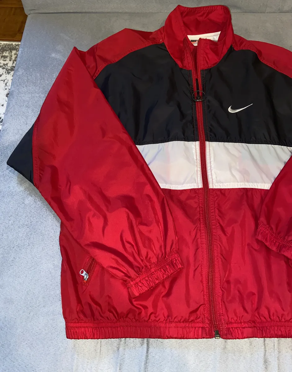 Dibuja una imagen gritar cobija Nike Women's Small Windbreaker Jacket Red Black White Full Zip Lightweight  EUC! | eBay