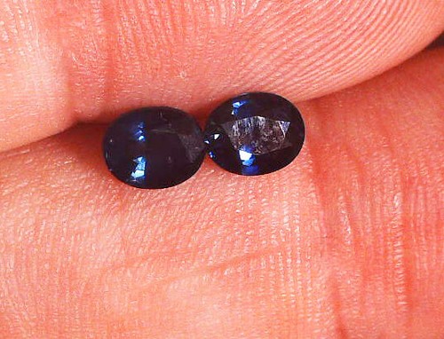 zafiro natural, 0,75 ct ovalado - sin tratamientos ZAMBIA - Imagen 3 de 9