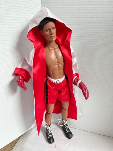 Tonner Matt 17" vinyl AA DOLL RUSSELL WILLIAMS in Ashton Drake BOXING OUTFIT - Picture 2 of 24