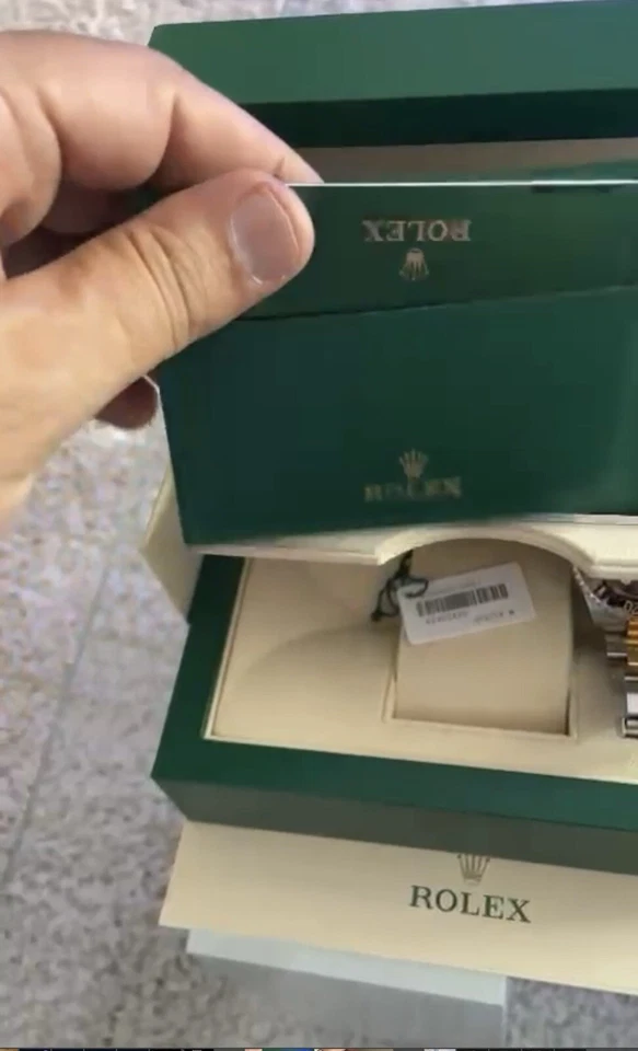 Rolex Submariner schwarzes Zifferblatt Herrenuhr - 124060, Foto 3 von 5