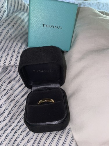 Tiffany and Co gold wedding ring - Picture 3 of 6