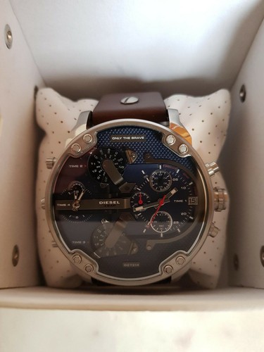 Diesel DZ 7314 The Daddies Series Reloj de Acero Inoxidable con Correa de Cuero - Imagen 8 de 11