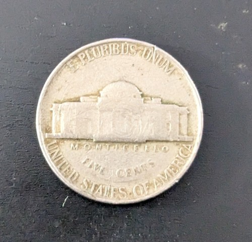 1952 Jefferson Nickel No Mint Mark - Picture 2 of 2