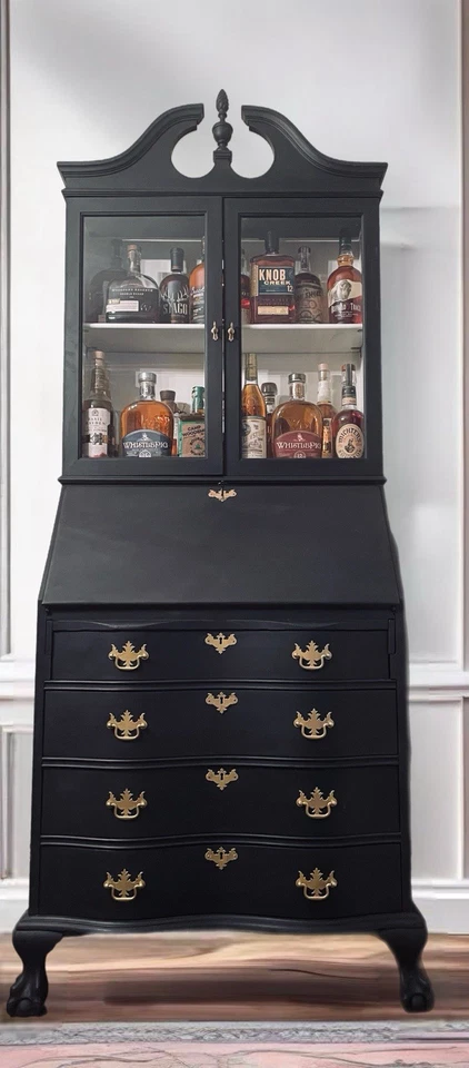 Vintage Chippendale Mahogany Secretary Desk Liquor Cabinet Bookshelf - Image 2 of 4