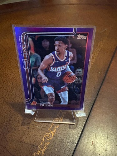 2025/26 TOPPS BASKETBALL RYAN DUNN PURPLE RAINBOW CARD #D 214/250 PHOENIX SUNS - Picture 1 of 2