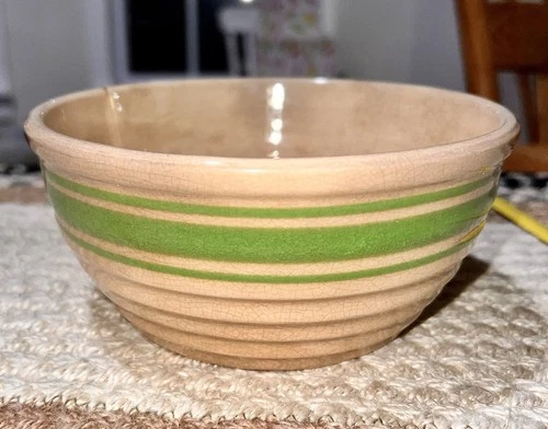VTG Hull Pottery Yellow Ware Stoneware Green Stripe Beehive Mixing Bowl 3” Tall